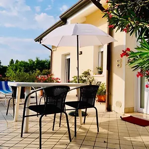 https://appartamenti-daniela-con-piscina-privata-condivisa-fra.hotelinveneto.com