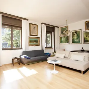 https://note-dartista.it-lombardy.com