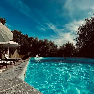 https://casaverde.it-tuscanyhotel.com